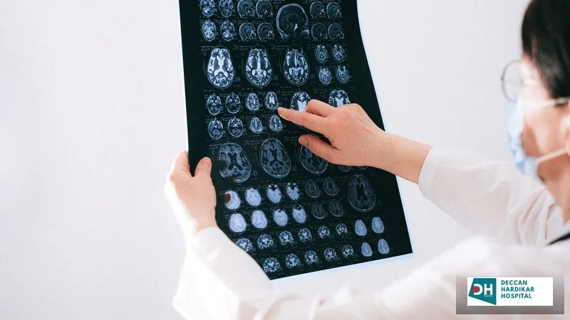 Migraine vs. Brain Tumour Headache: How Neurologists Tell Them Apart (2026)