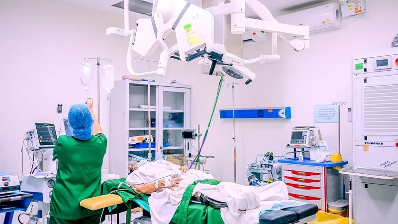 Liver Transplant Treatment in Mumbai for Patients from Oman: Evaluation, Travel and Caregiver Preparation